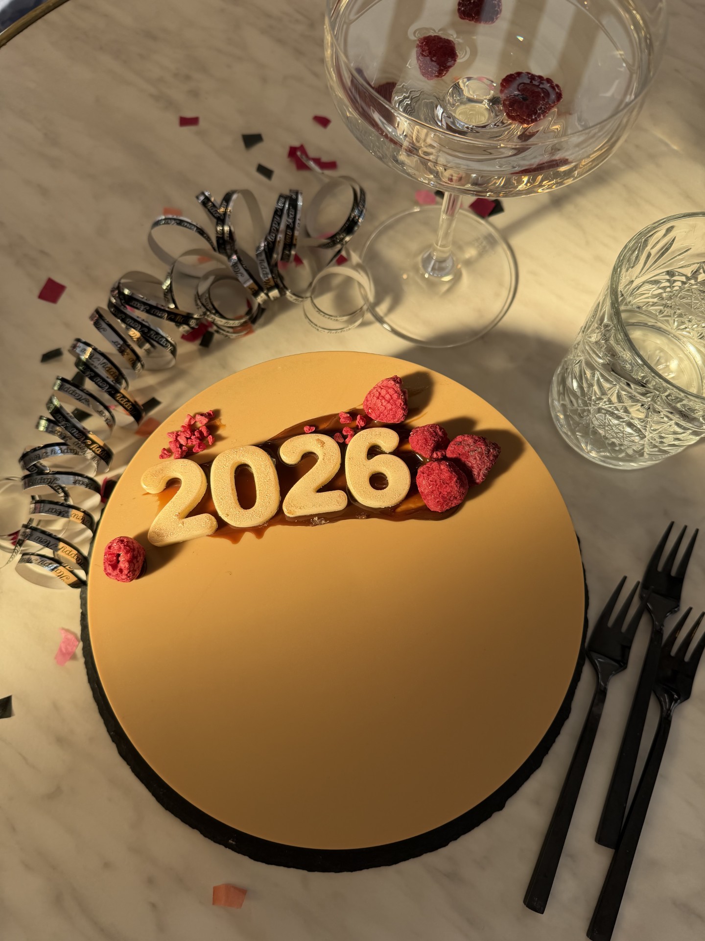 2026 - Nytårs Islagkagen Guld - Billede 3